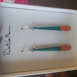 Robert Lee Morrison hammered dangle earrings